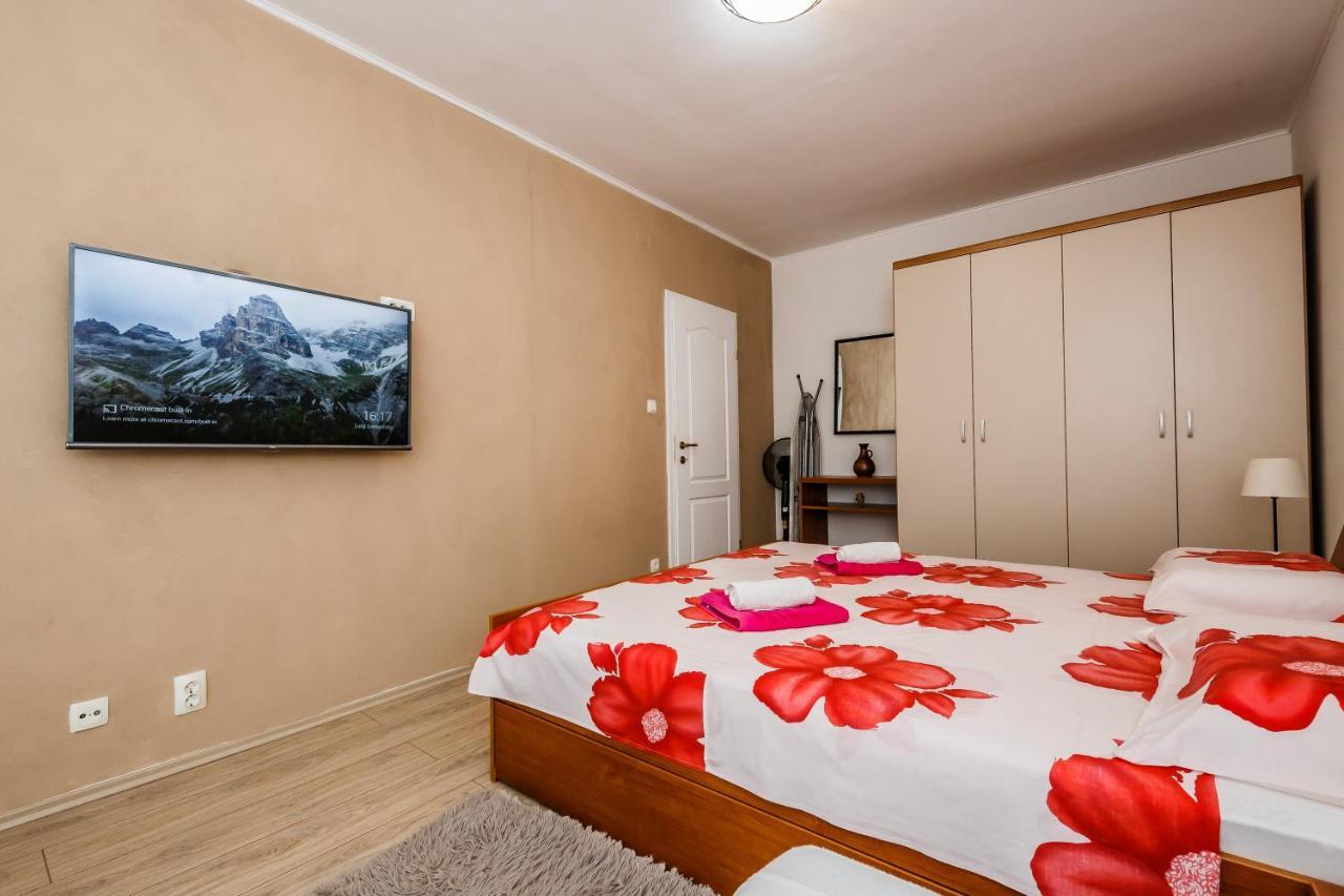 Apartments Paula Сплит Екстериор снимка