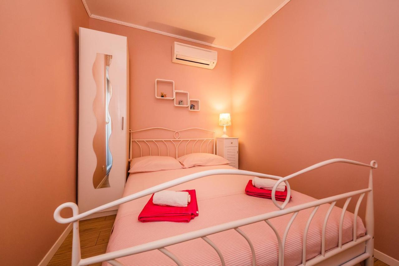 Apartments Paula Сплит Екстериор снимка